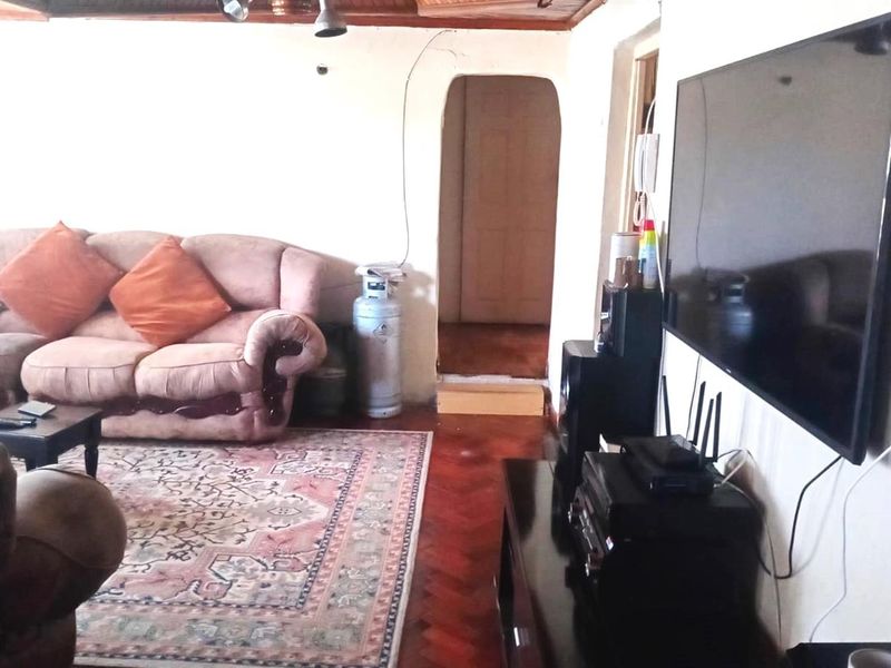 House For Sale in Kwazakhele, Port Elizabeth - Photo 6