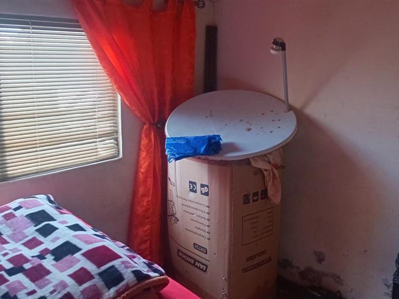 House For Sale in Zwide, Port Elizabeth - Photo 9