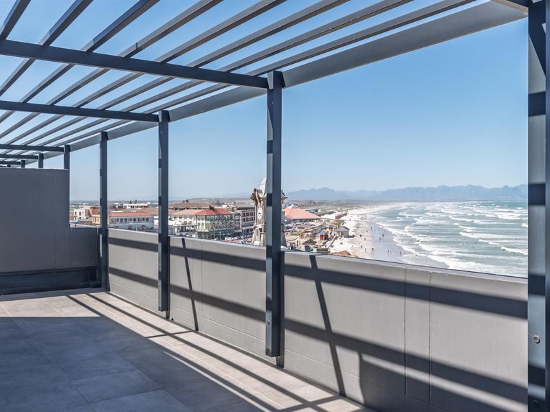 Panoramic Penhouse Paradise, in Muizenberg's Crown Jewel - Photo 4