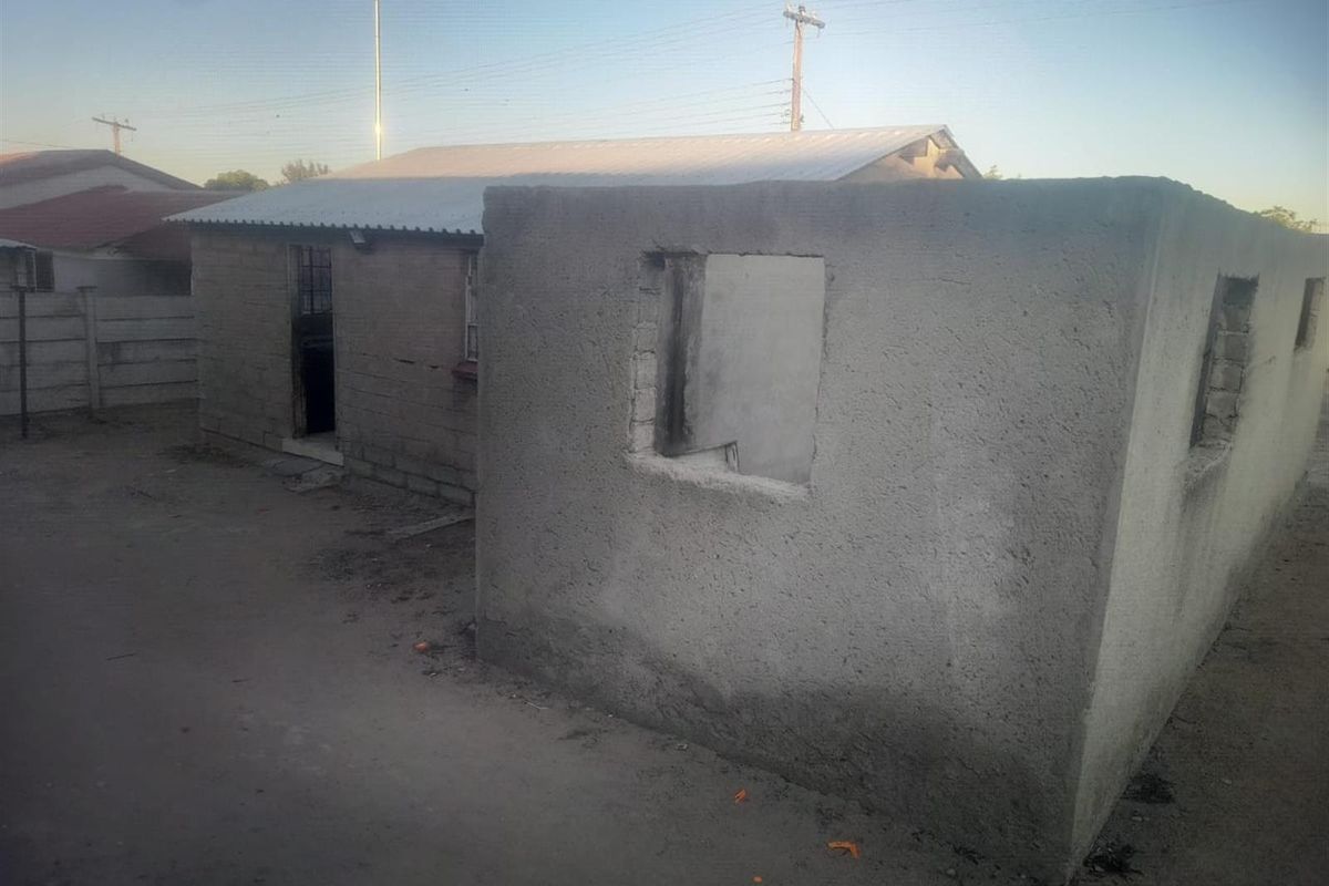 House For Sale in Seshego, Polokwane - Photo 3