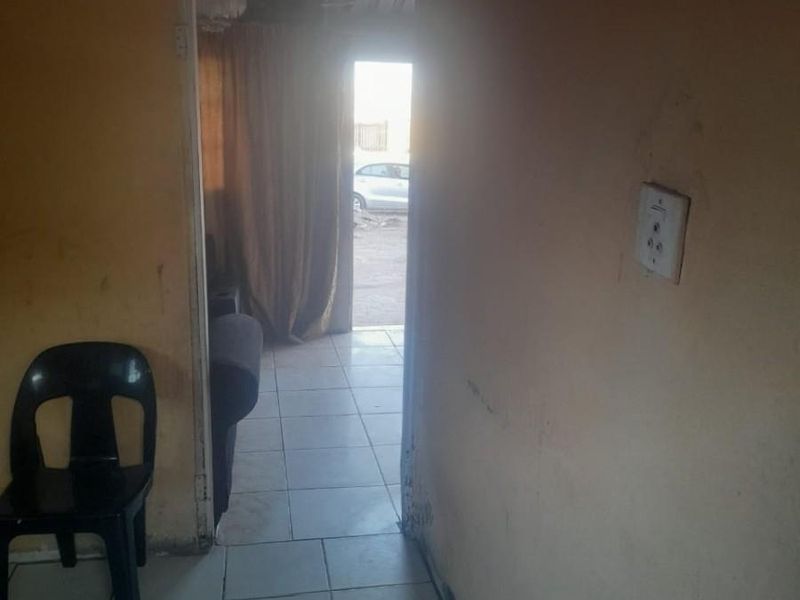 House For Sale in Seshego, Polokwane - Photo 6