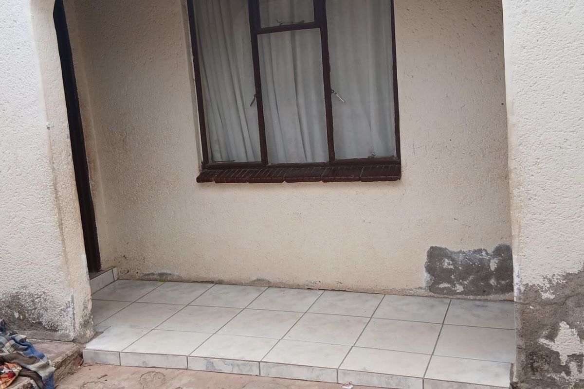 House For Sale in Seshego 9E, Seshego, Polokwane - Photo 5