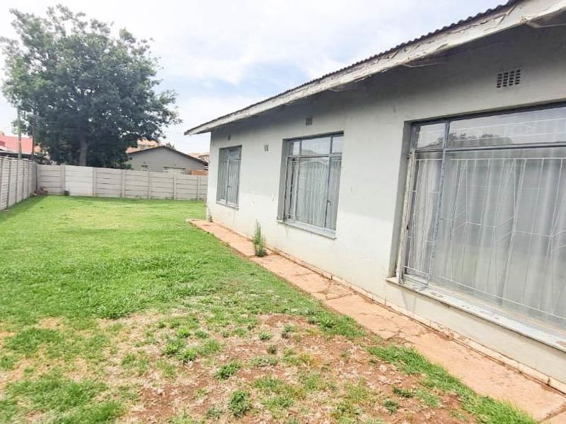 House For Sale in Delmas West, Delmas - Photo 1