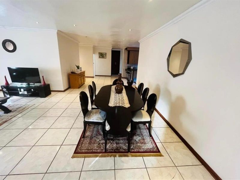 3 bedroom house For Sale in Heatherview, Akasia - Photo 6