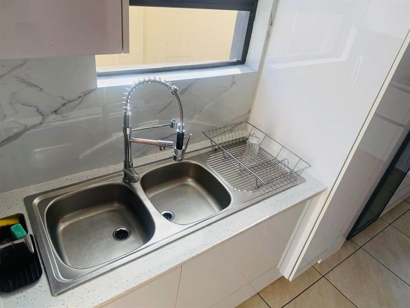 House For Sale in Magaliesberg Country Estate, Amandasig, Akasia - Photo 8