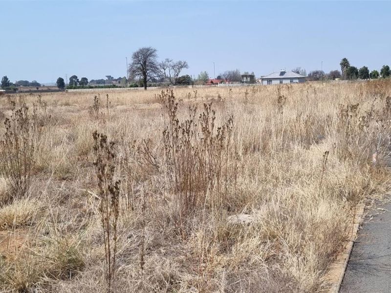 4 Bed 2 Bath 80m2 with double Garage - Photo 7