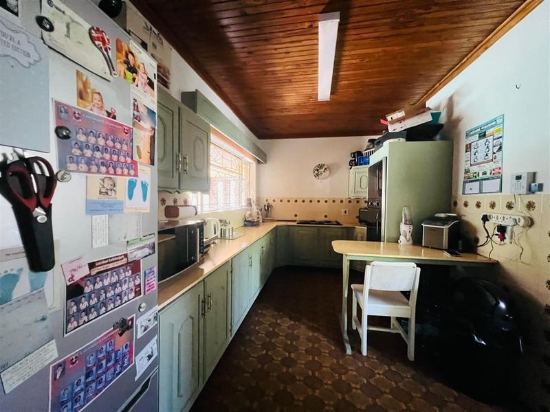 3-Bedroom Family Home For Sale in Vanderbijlpark SE3 - Photo 10