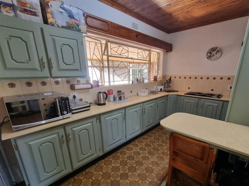 3-Bedroom Family Home For Sale in Vanderbijlpark SE3 - Photo 9