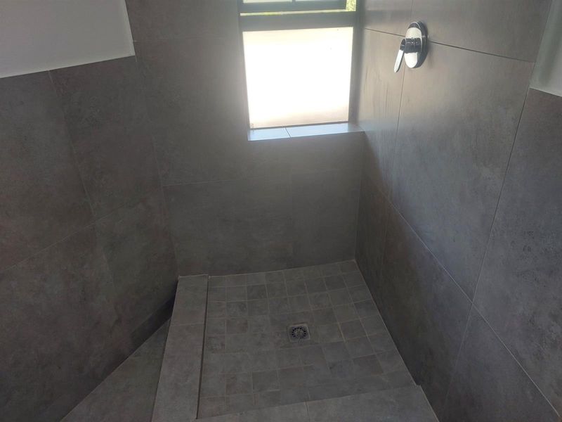 Apartment To Rent in Athlone, Pietermaritzburg, KwaZulu Natal - Photo 5