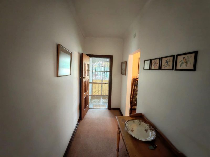 This spacious four-bedroom family home, close to schools for sale in Bela Bela, Limpopo - Photo 7