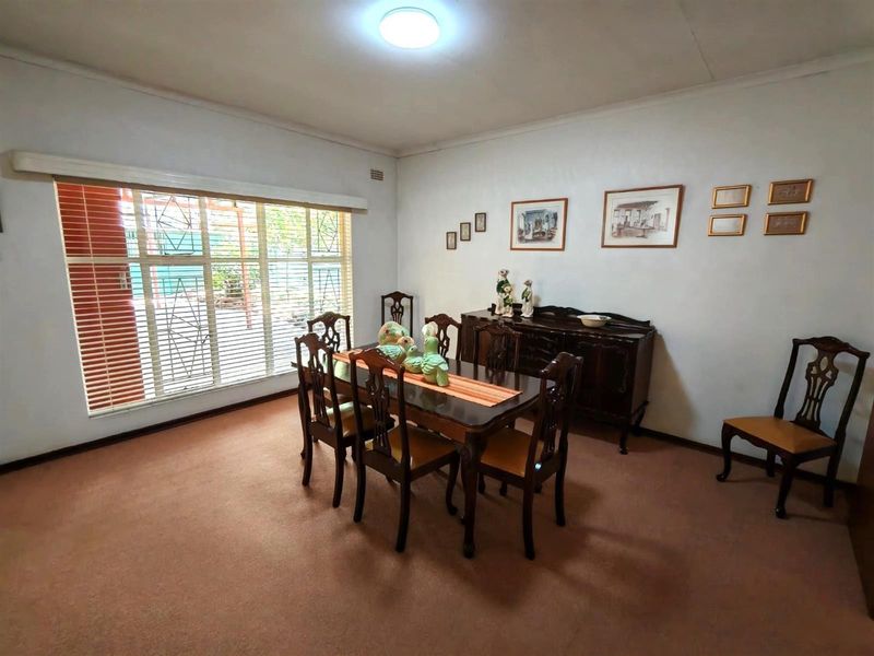 This spacious four-bedroom family home, close to schools for sale in Bela Bela, Limpopo - Photo 4