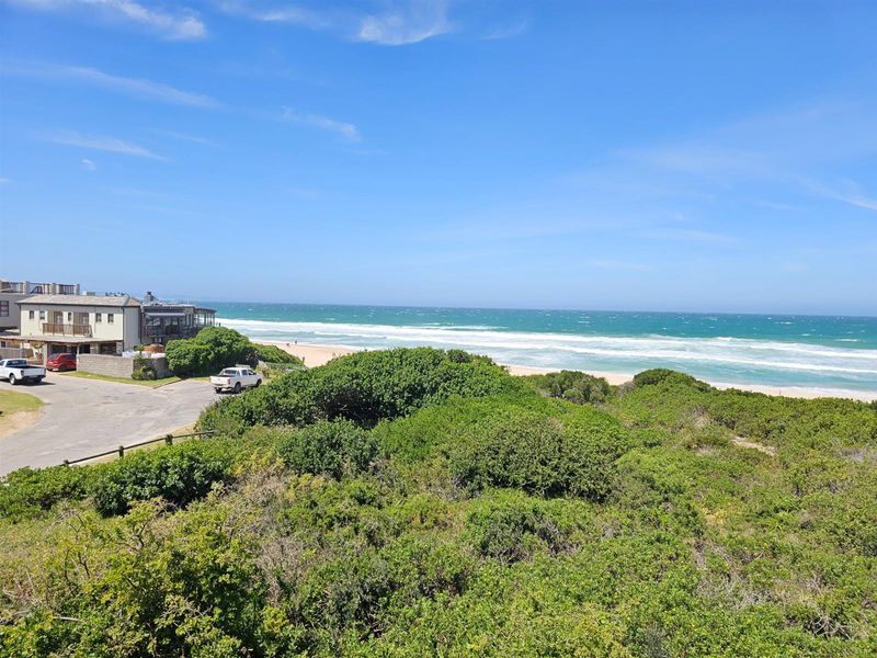 Exclusive Beachfront Estate | 7-Bedroom Luxury Home for Sale in Jeffreys Bay with Panoramic views - Photo 10