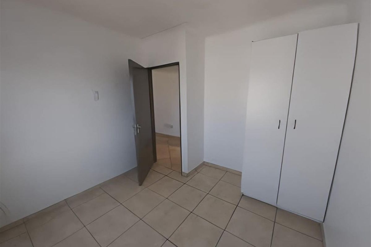Apartment For Sale in Jabulani, Soweto - Photo 5