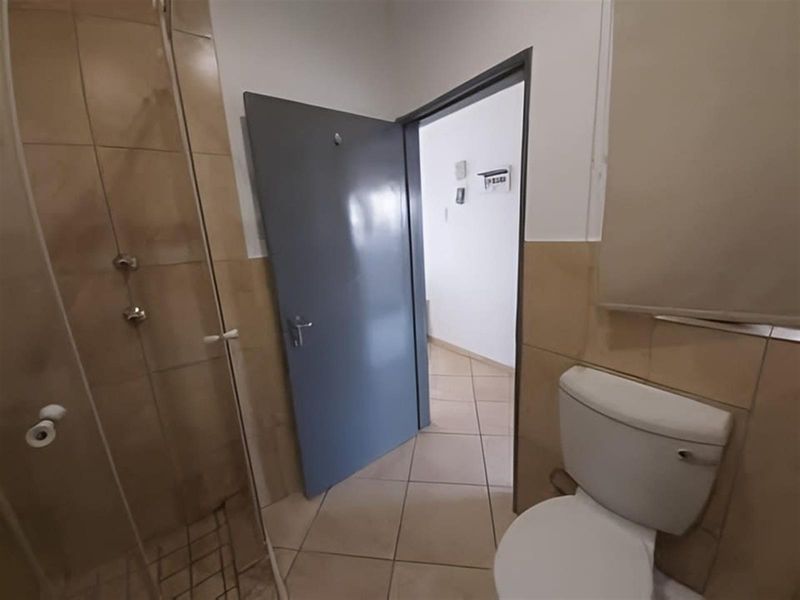Apartment For Sale in Jabulani, Soweto - Photo 9