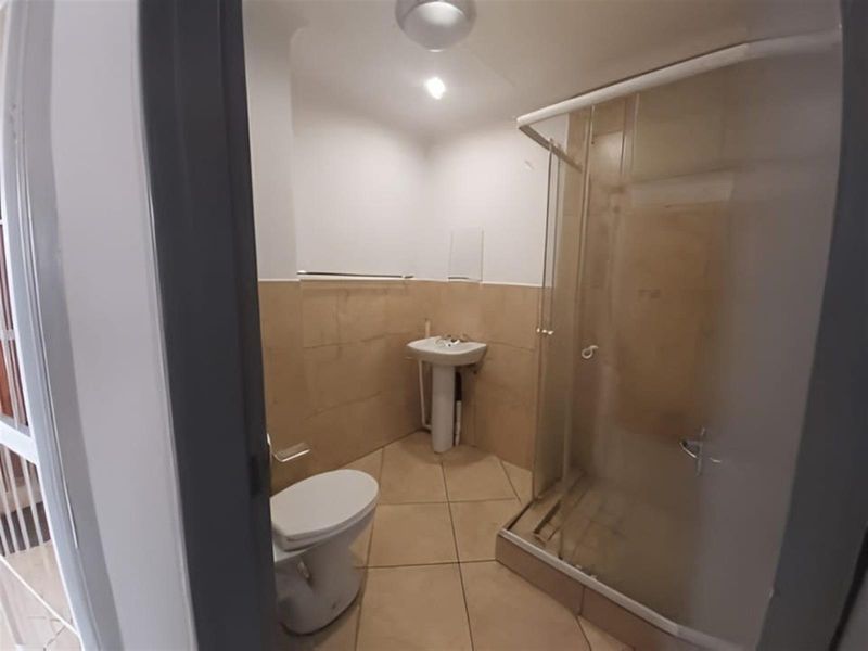 Apartment For Sale in Jabulani, Soweto - Photo 8