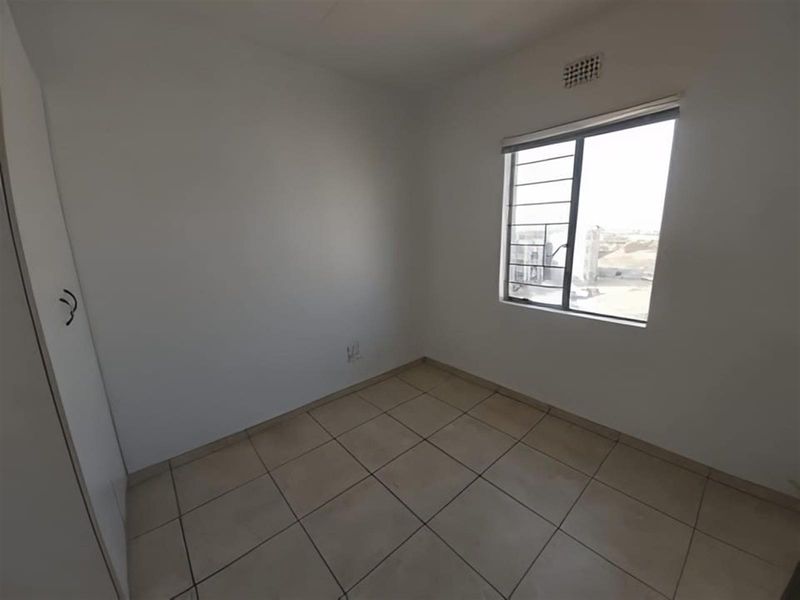 Apartment For Sale in Jabulani, Soweto - Photo 6