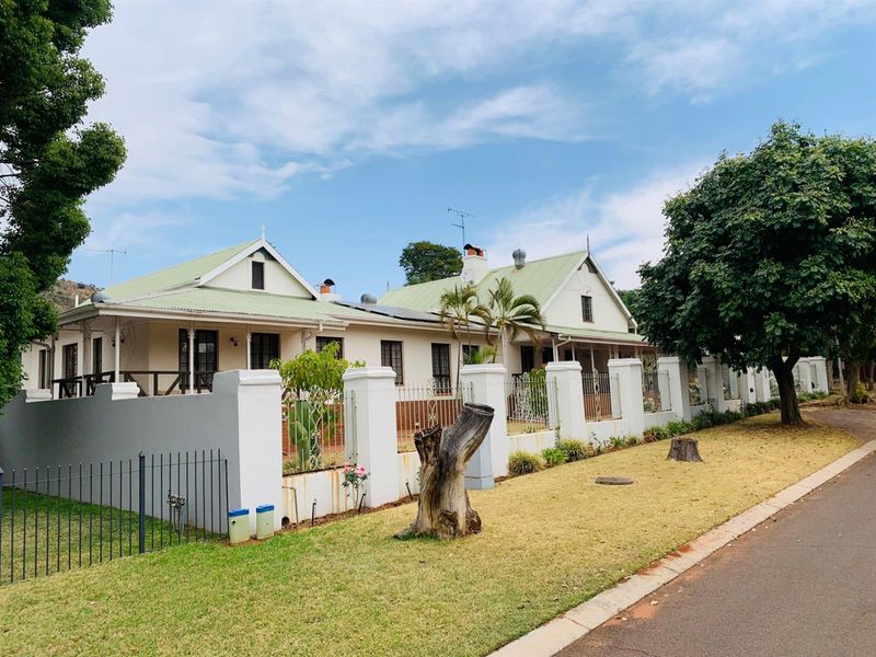 5 bedroom House For Sale in Ninapark, Akasia - Photo 4