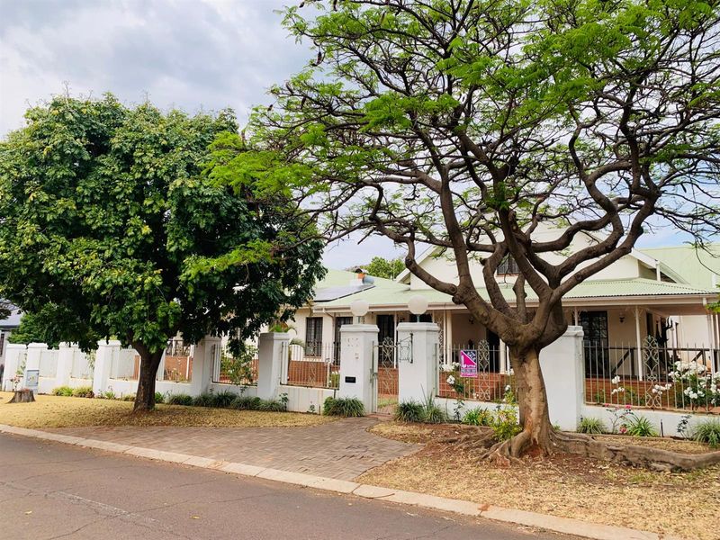 5 bedroom House For Sale in Ninapark, Akasia - Photo 7