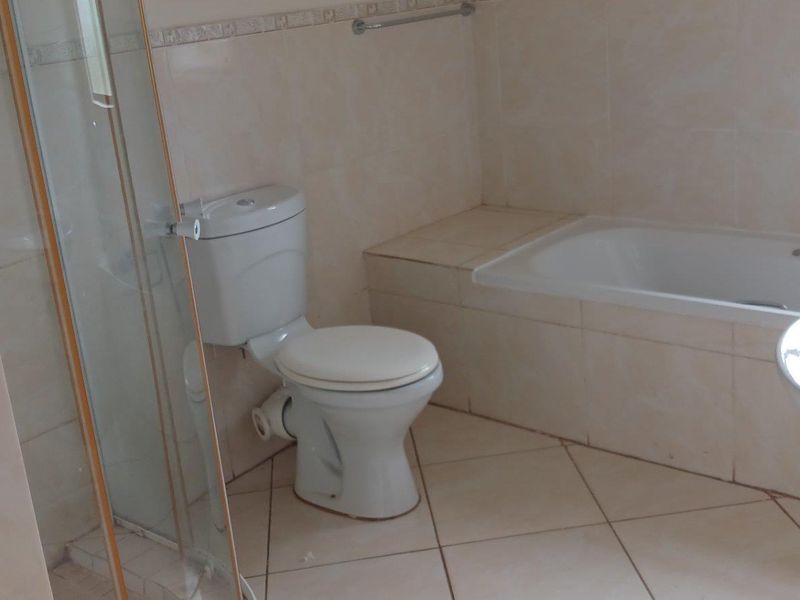 House For Sale in Amandasig, Akasia - Photo 10