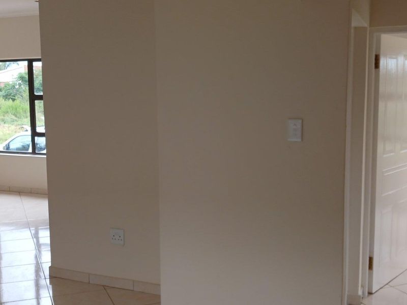 House For Sale in Amandasig, Akasia - Photo 8