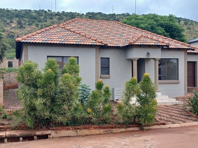 House For Sale in Amandasig, Akasia - Photo 3