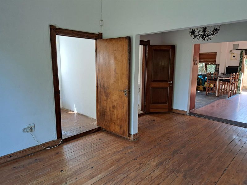 House For Sale in Bezuidenhout Valley, Johannesburg - Photo 8