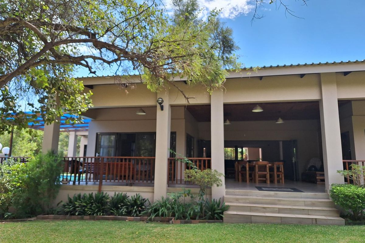 House Under Offer in Kranspoort Middelburg - Photo 4