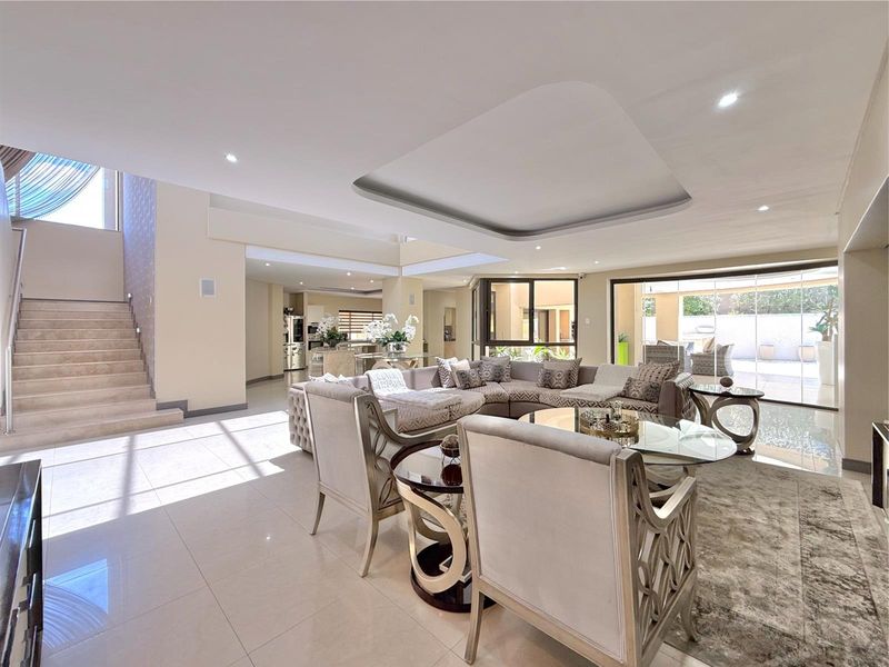 Refined Elegance and Contemporary Luxury on a Prime Corner Stand - Photo 4