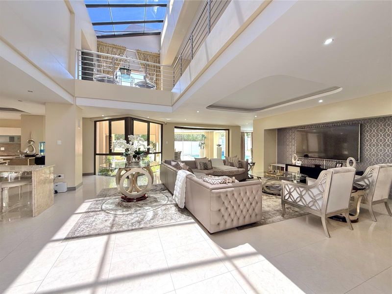 Refined Elegance and Contemporary Luxury on a Prime Corner Stand - Photo 3