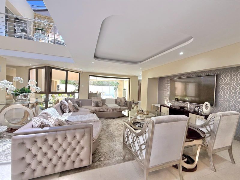 Refined Elegance and Contemporary Luxury on a Prime Corner Stand - Photo 2