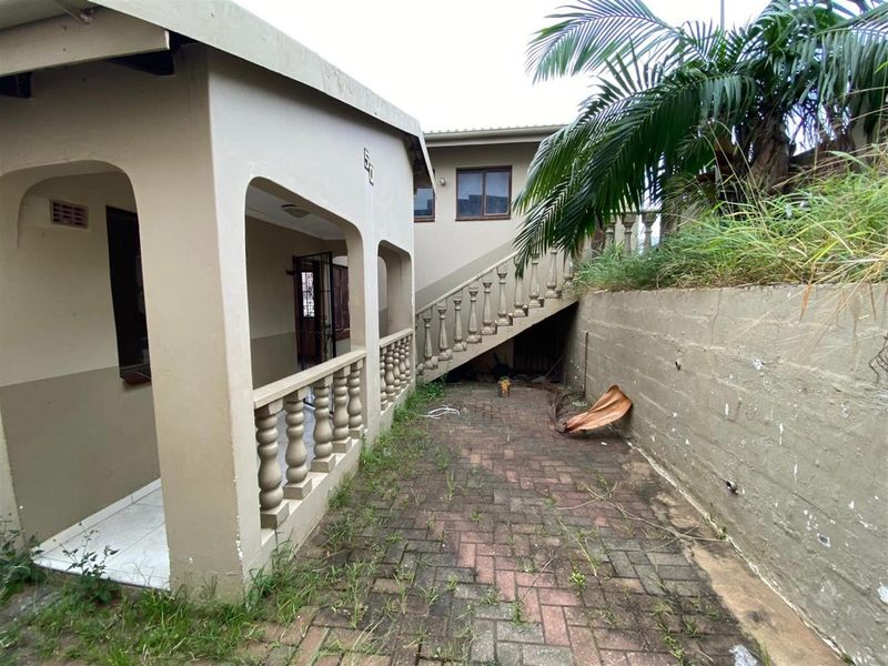 3-Bedroom Family Home for Sale in Riverdene, Newlands West - Photo 2