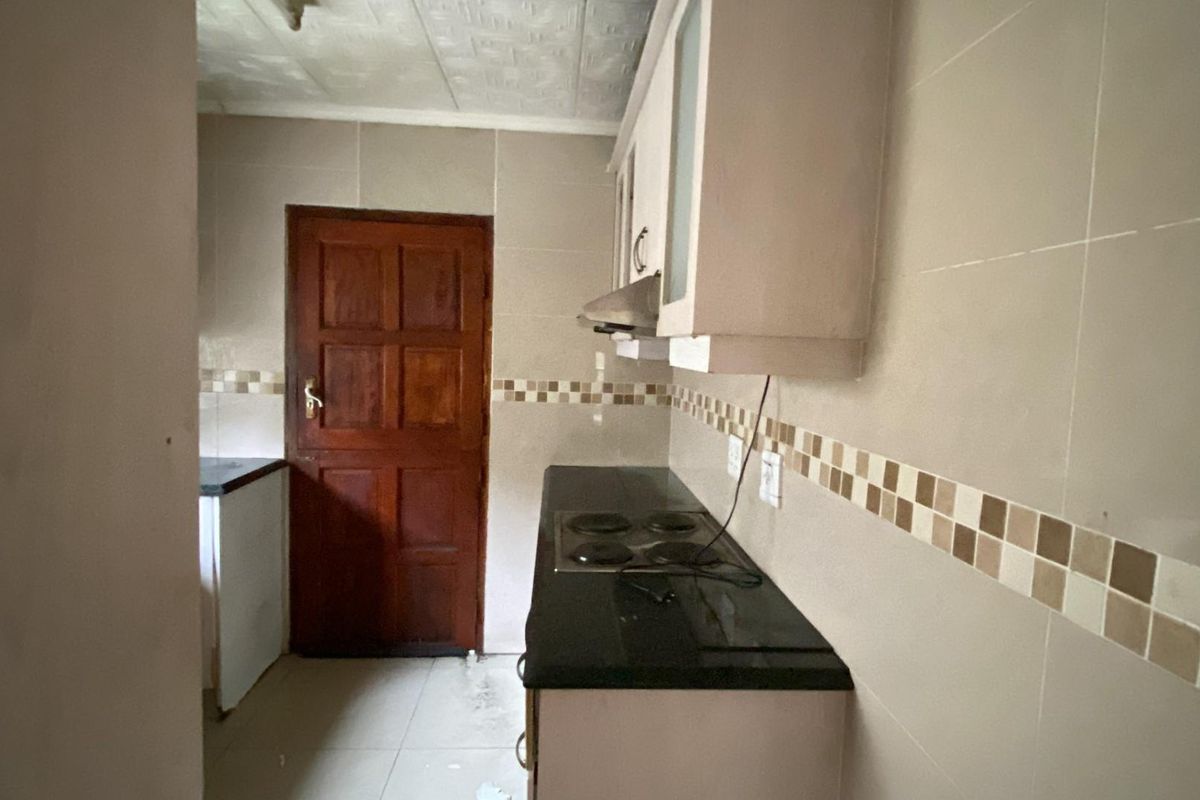 3-Bedroom Family Home for Sale in Riverdene, Newlands West - Photo 4