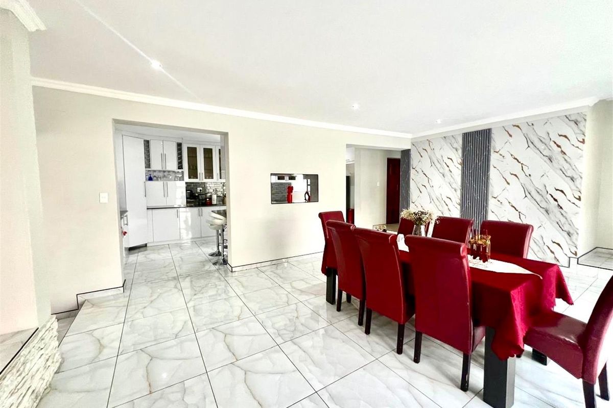 House For Sale in Xanadu Eco Park, Xanadu, Hartbeespoort, North West - Photo 5