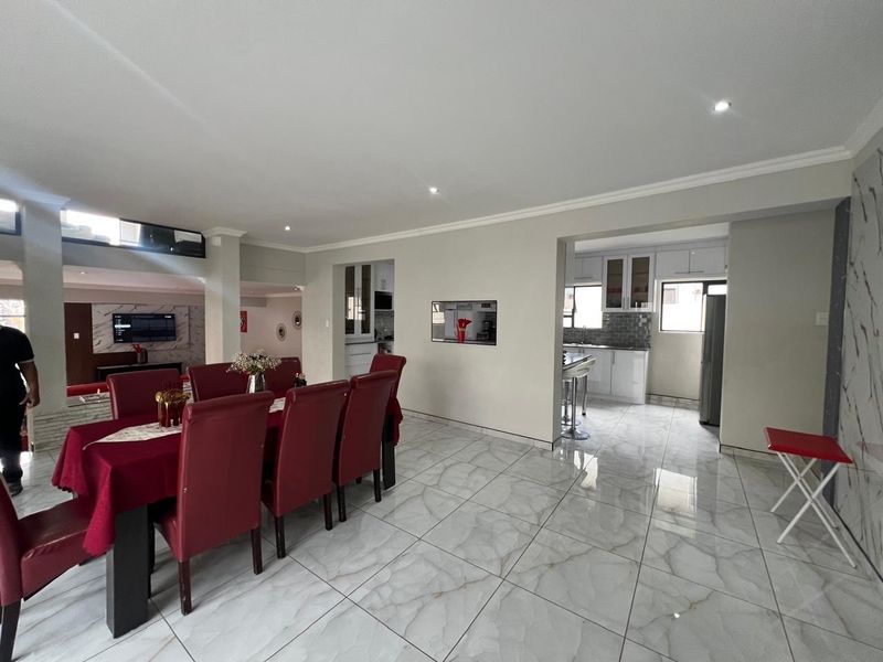 House For Sale in Xanadu Eco Park, Xanadu, Hartbeespoort, North West - Photo 8