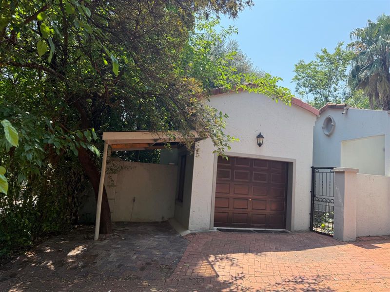 House For Sale in Dainfern Golf Estate, Dainfern, Sandton - Photo 4