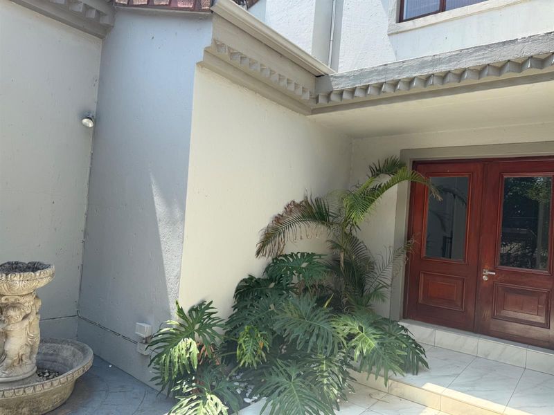 House For Sale in Dainfern Golf Estate, Dainfern, Sandton - Photo 5