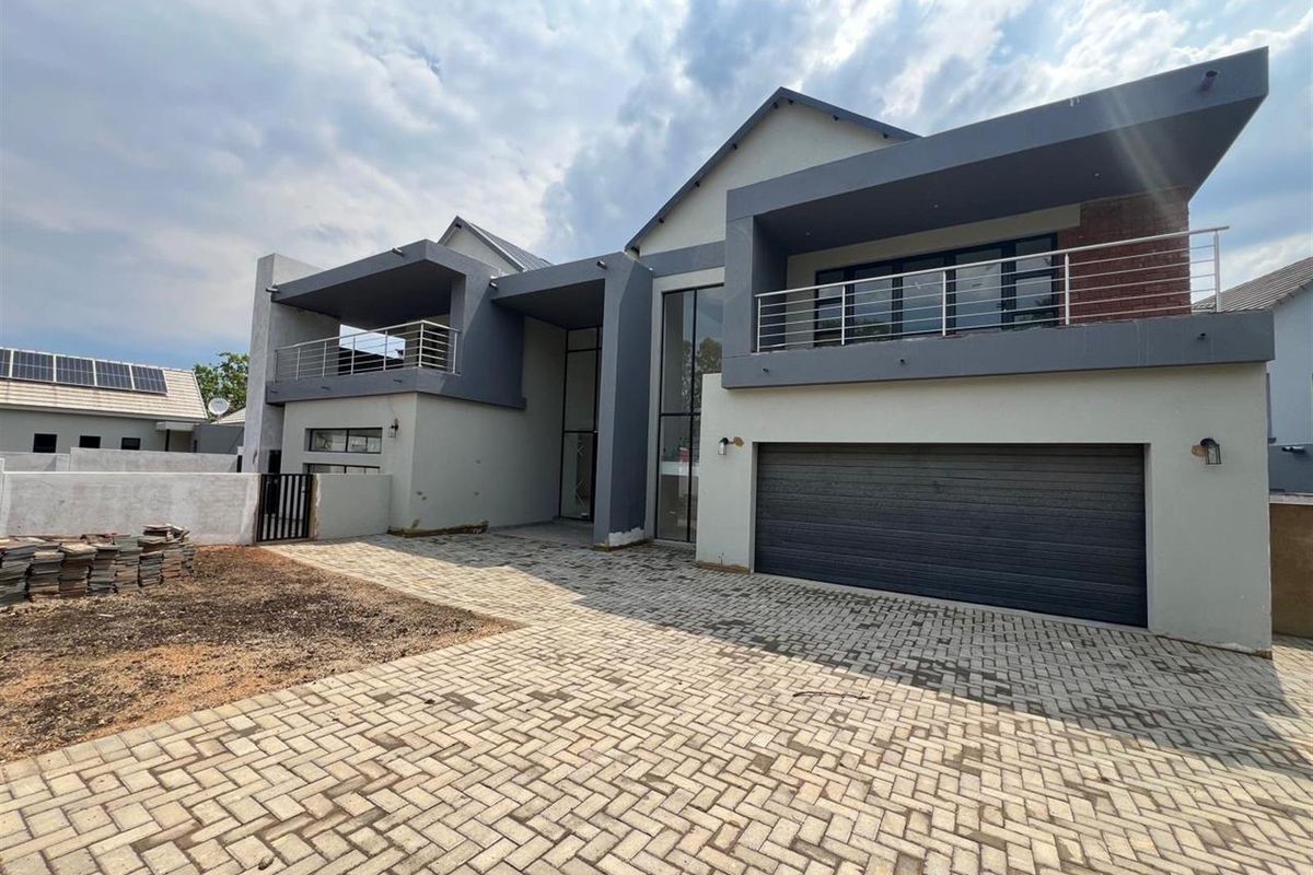 Newly Built House For Sale in Landsmeer Residential Estate, Meerhof, Hartbeespoort, North West - Photo 4