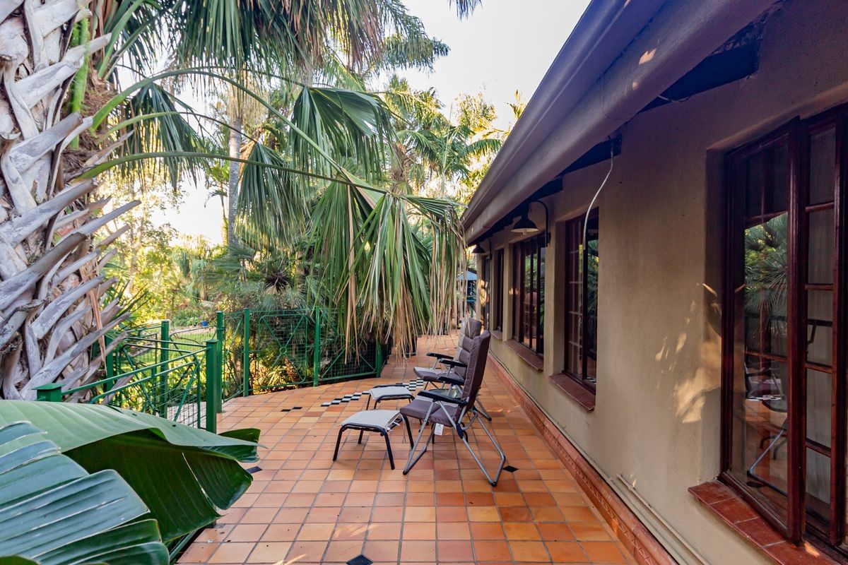 Luxury 35ha Lifestyle Farm with 2 Homes | 2 Flats | Business Opportunity | Vissershoek AH, Pretoria - Photo 4