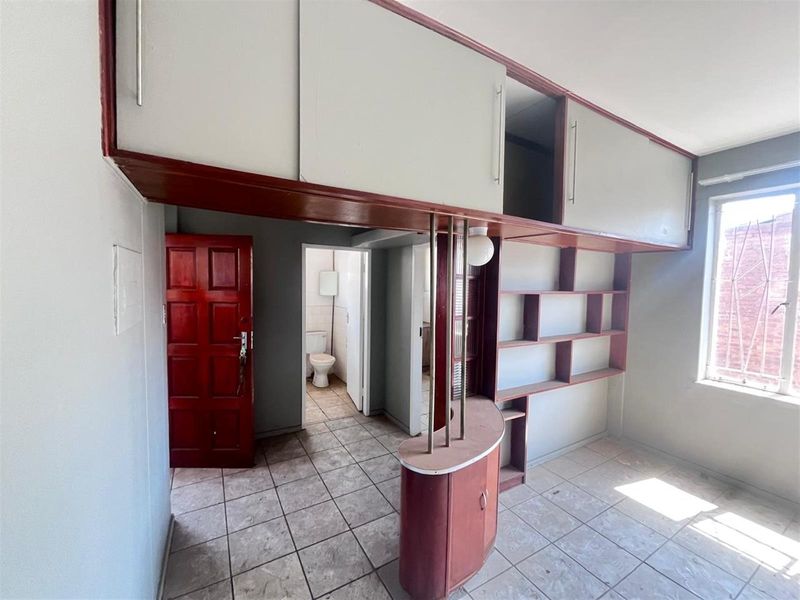APARTMENT FOR SALE  GOOD RENTAL INCOME - Photo 8