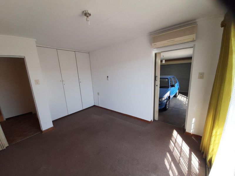 Townhouse For Sale in Amandasig, Akasia - Photo 9