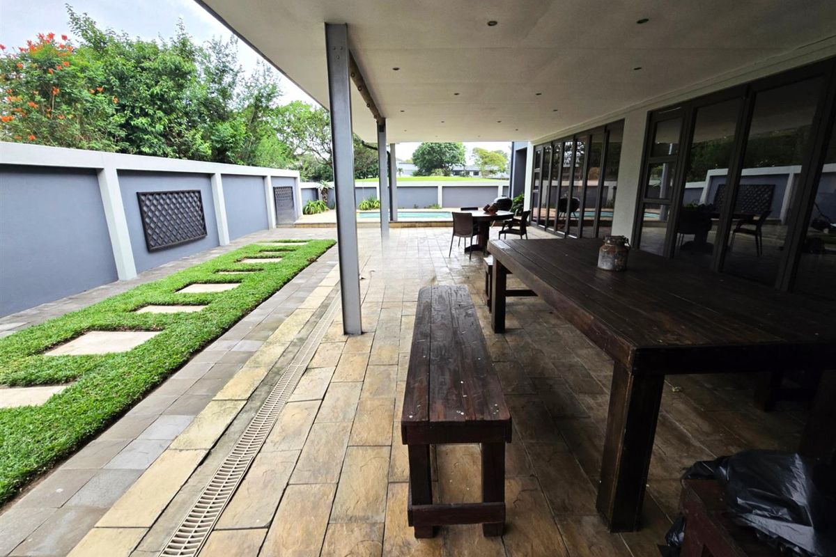 BEAUTIFUL HOME FOR SALE IN MZINGAZI GOLF ESTATE, RICHARDS BAY, KWAZULU NATAL - Photo 3