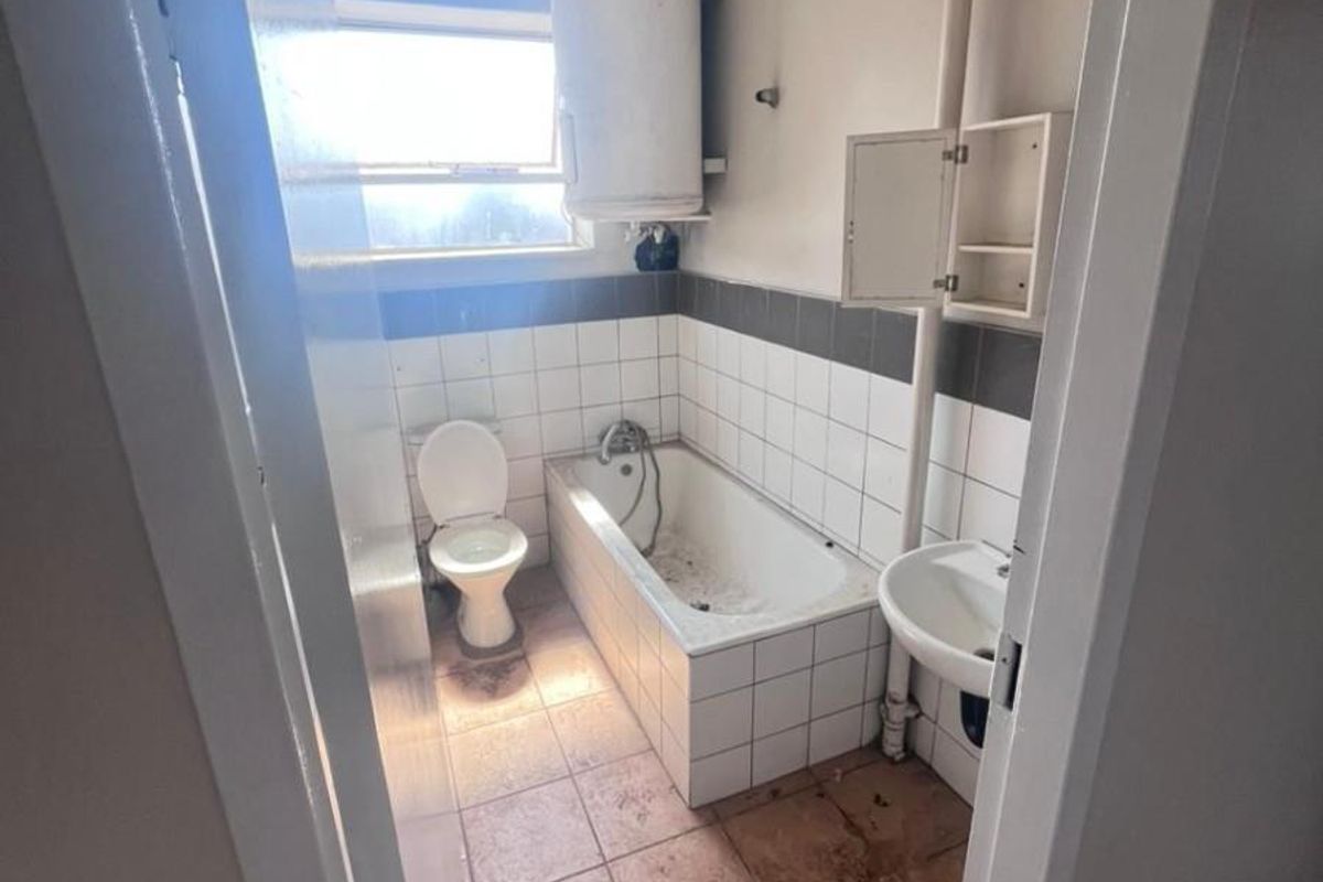 GOOD INVESTMENT POTENTIAL - Photo 4