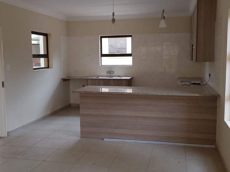 House For Sale in Amandasig, Akasia - Photo 6