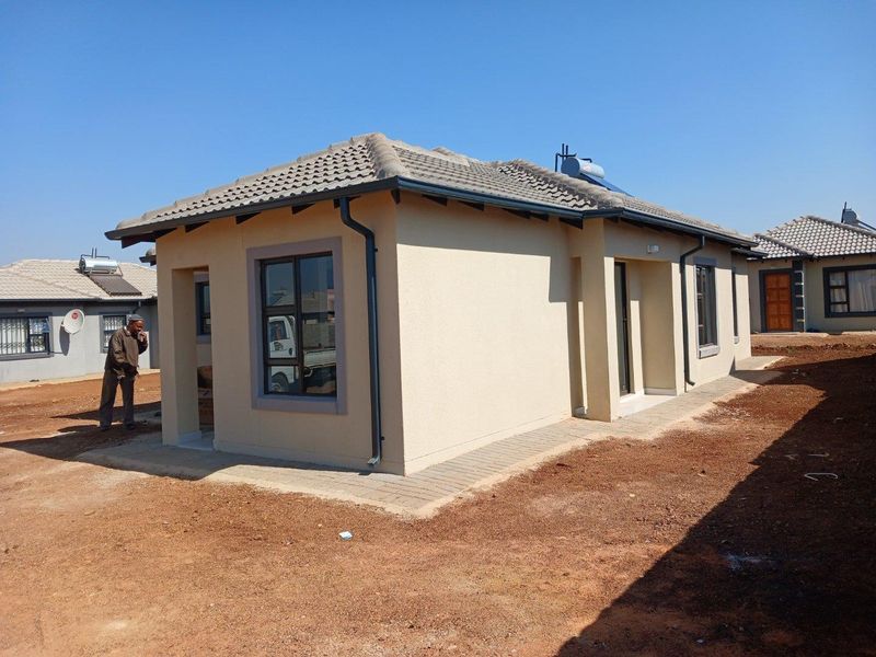 House For Sale in Klerksoord,  Akasia - Photo 3