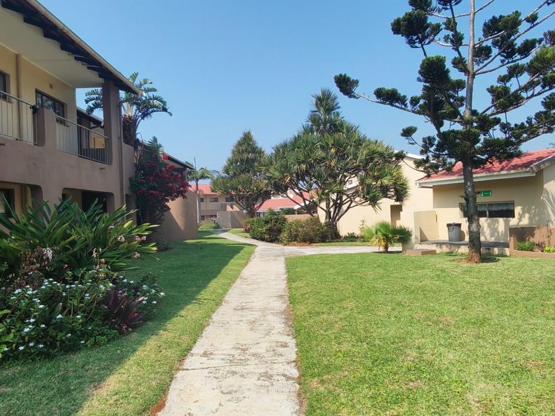 Seaview Apartment For Sale in Palm Beach, Port Edward, KwaZulu Natal - Photo 4