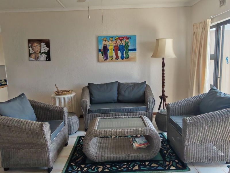 Seaview Apartment For Sale in Palm Beach, Port Edward, KwaZulu Natal - Photo 9