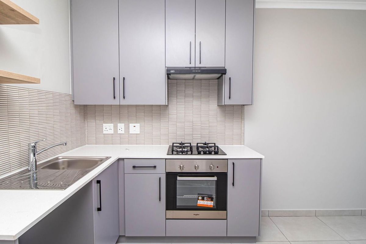 Modern 1-Bedroom Apartment Near Blouberg Beach - Photo 3