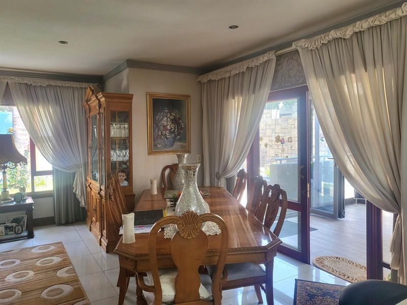 Modern 3-Bedroom Cluster Home in Prime Bedfordview Location - Photo 6