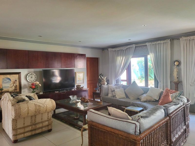 Modern 3-Bedroom Cluster Home in Prime Bedfordview Location - Photo 5