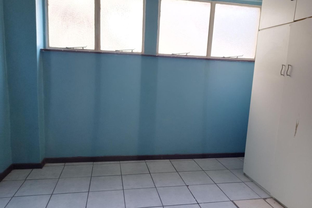 Apartment For Sale in Pietermaritzburg Central, Pietermaritzburg, KwaZulu Natal - Photo 5